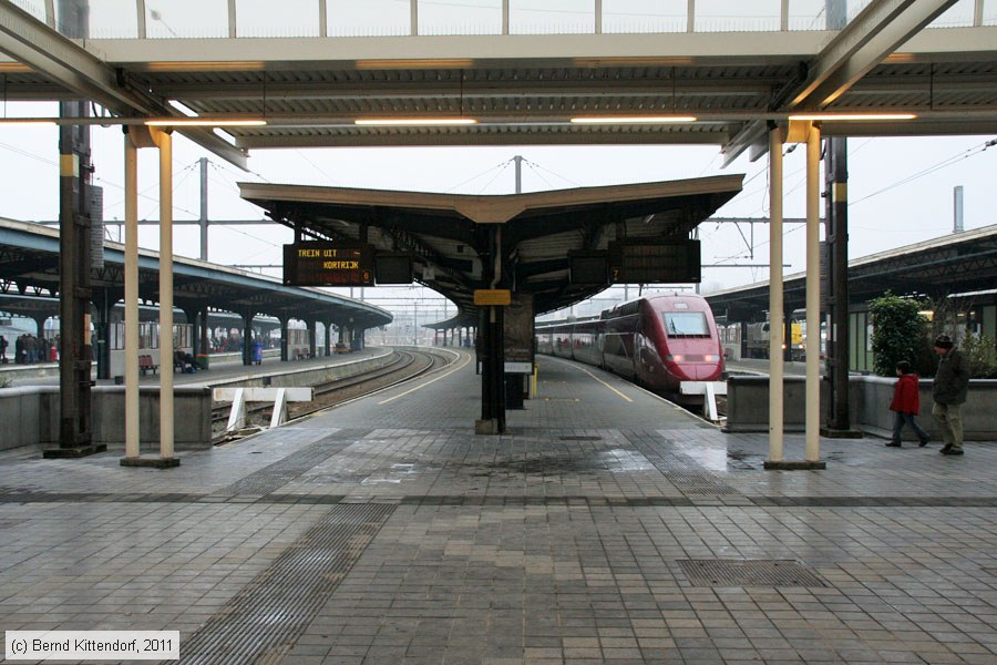 Bahnhof Oostende
/ Bild: bfoostende_bk1102200256.jpg