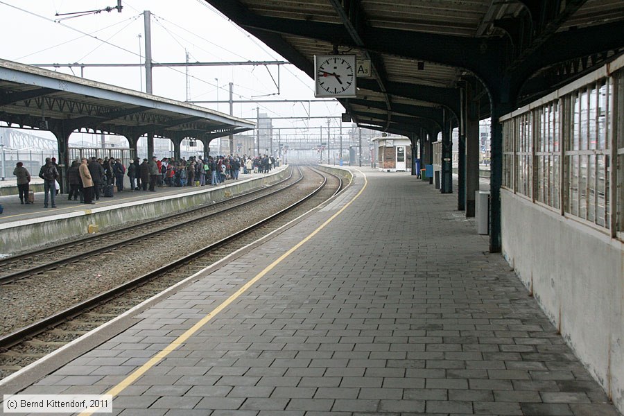 Bahnhof Oostende
/ Bild: bfoostende_bk1102200273.jpg