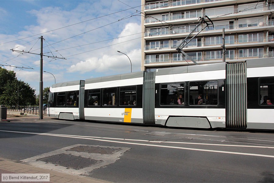 Straßenbahn Antwerpen - 7322
/ Bild: antwerpen7322_bk1708220113.jpg Straßenbahn Antwerpen - 7322
/ Bild: antwerpen7322_bk1708220113.jpg