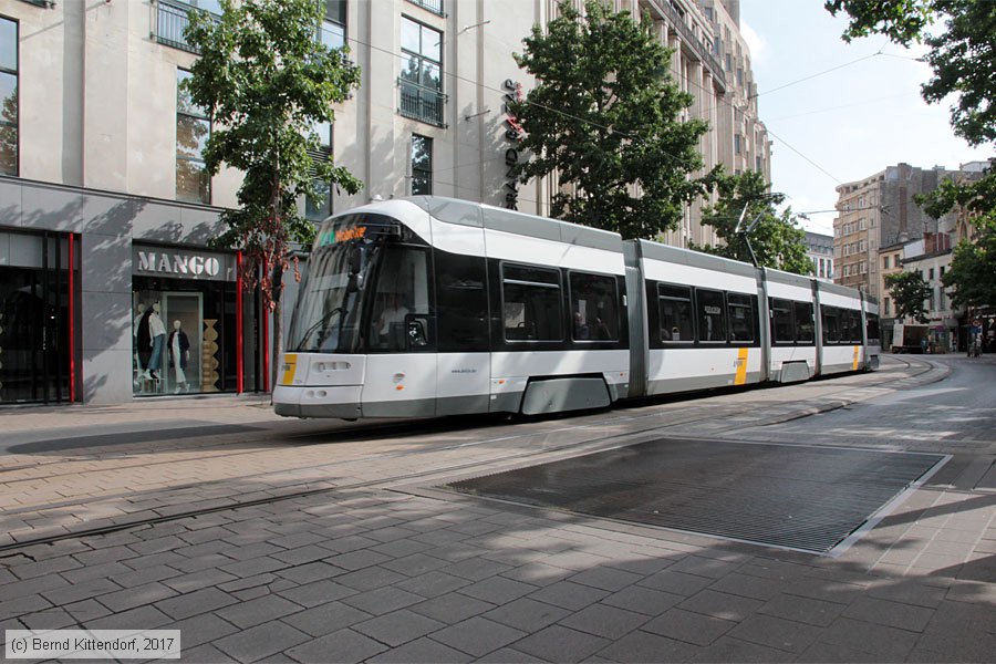 Stra&szlig;enbahn Antwerpen - 7329
/ Bild: antwerpen7329_bk1708210058.jpg
