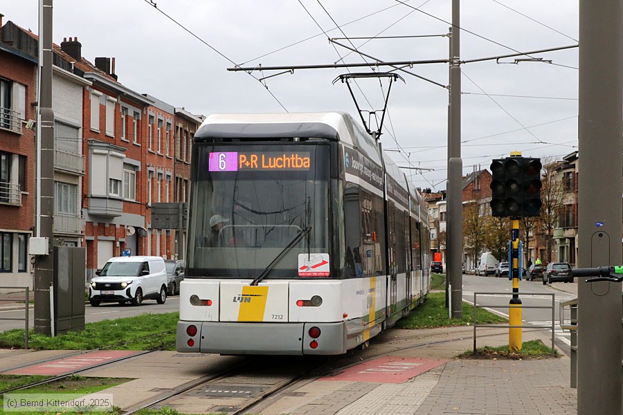 Straßenbahn Antwerpen - 7212
/ Bild: antwerpen7212_bk2510290114.jpg Straßenbahn Antwerpen - 7212
/ Bild: antwerpen7212_bk2510290114.jpg