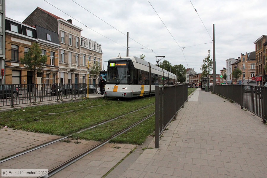 Straßenbahn Antwerpen - 7237
/ Bild: antwerpen7237_bk1708210318.jpg Straßenbahn Antwerpen - 7237
/ Bild: antwerpen7237_bk1708210318.jpg