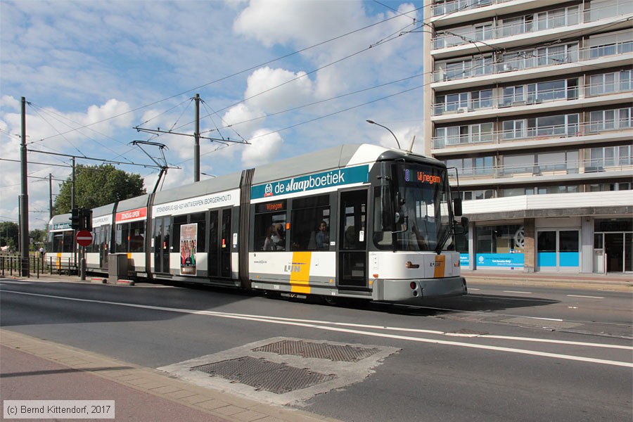 Straßenbahn Antwerpen - 7281
/ Bild: antwerpen7281_bk1708220121.jpg Straßenbahn Antwerpen - 7281
/ Bild: antwerpen7281_bk1708220121.jpg