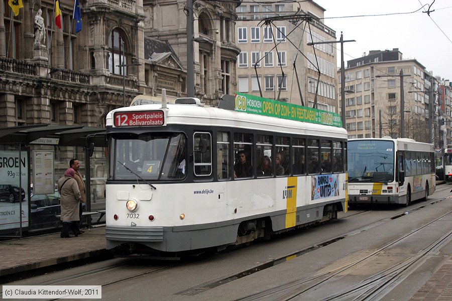 Straßenbahn Antwerpen - 7032
/ Bild: antwerpen7032_cw1102250010.jpg Straßenbahn Antwerpen - 7032
/ Bild: antwerpen7032_cw1102250010.jpg