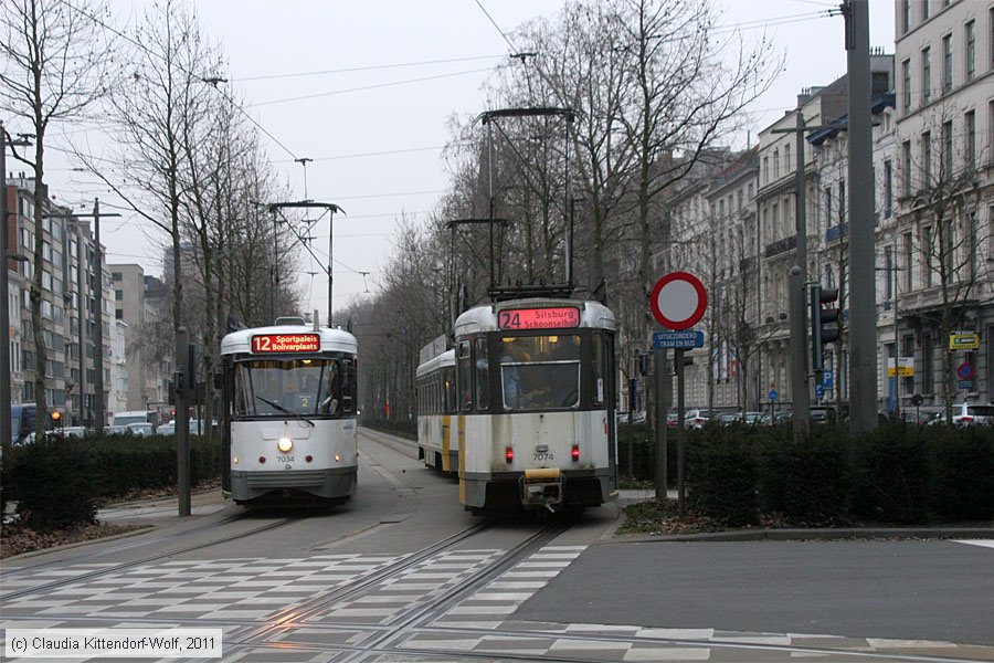 Straßenbahn Antwerpen - 7034
/ Bild: antwerpen7034_cw1102190103.jpg Straßenbahn Antwerpen - 7034
/ Bild: antwerpen7034_cw1102190103.jpg