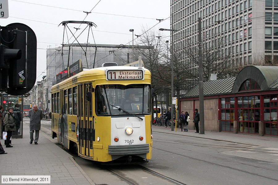 Straßenbahn Antwerpen - 7042
/ Bild: antwerpen7042_bk1102210013.jpg Straßenbahn Antwerpen - 7042
/ Bild: antwerpen7042_bk1102210013.jpg