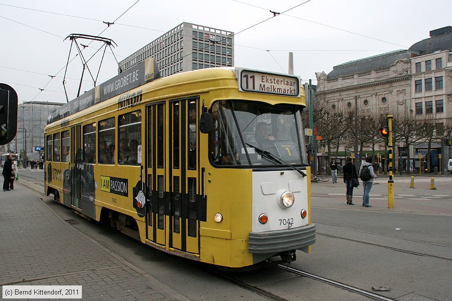 Straßenbahn Antwerpen - 7042
/ Bild: antwerpen7042_bk1102210014.jpg Straßenbahn Antwerpen - 7042
/ Bild: antwerpen7042_bk1102210014.jpg