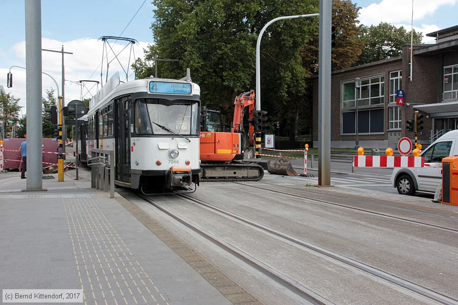 Straßenbahn Antwerpen - 7066
/ Bild: antwerpen7066_bk1708220164.jpg Straßenbahn Antwerpen - 7066
/ Bild: antwerpen7066_bk1708220164.jpg