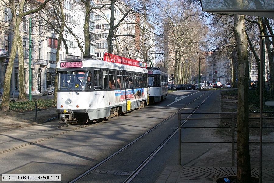Straßenbahn Antwerpen - 7108
/ Bild: antwerpen7108_cw1102220129.jpg Straßenbahn Antwerpen - 7108
/ Bild: antwerpen7108_cw1102220129.jpg