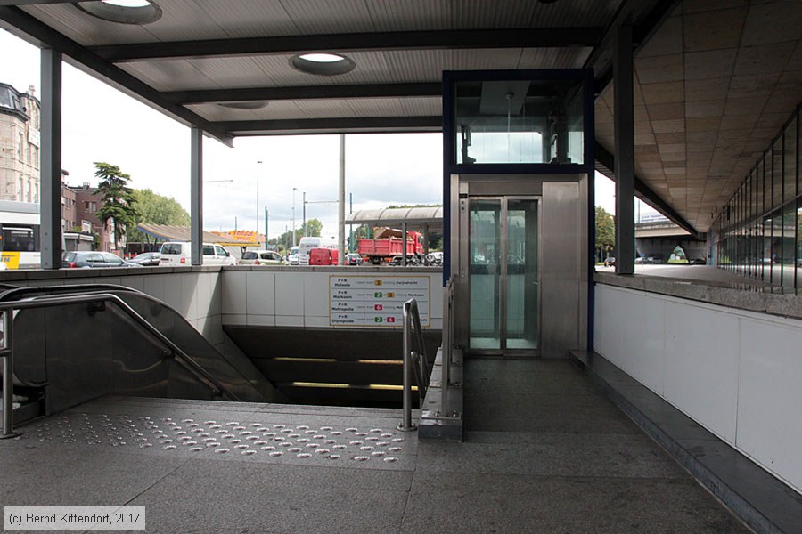 Straßenbahn Antwerpen - Anlagen
/ Bild: antwerpenanlagen_bk1708210190.jpg Straßenbahn Antwerpen - Anlagen
/ Bild: antwerpenanlagen_bk1708210190.jpg