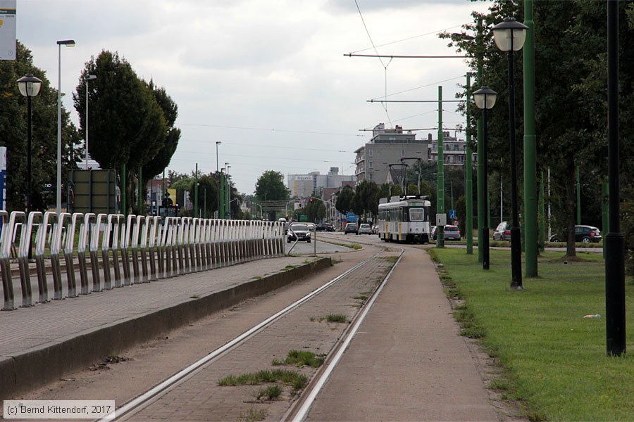 Straßenbahn Antwerpen - Anlagen
/ Bild: antwerpenanlagen_bk1708210214.jpg Straßenbahn Antwerpen - Anlagen
/ Bild: antwerpenanlagen_bk1708210214.jpg
