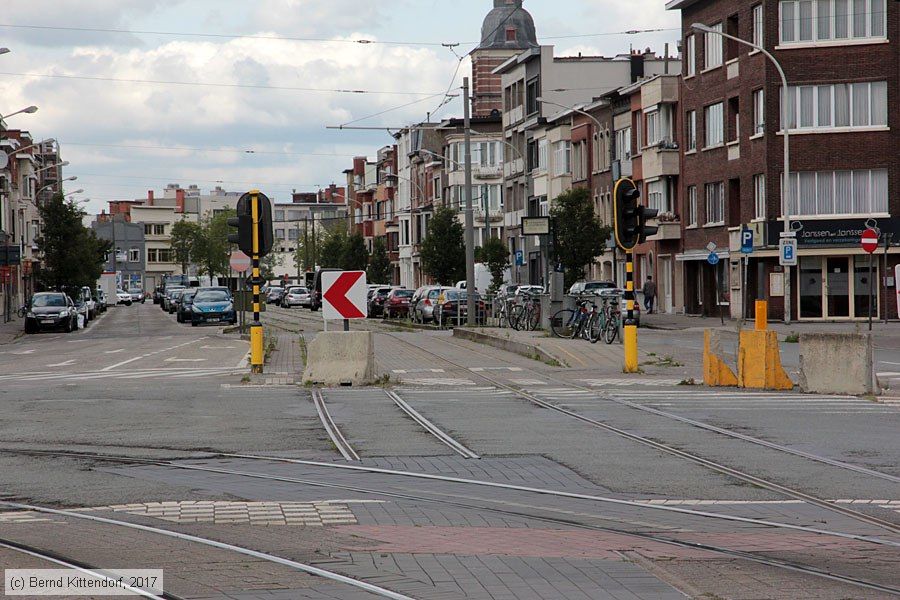 Straßenbahn Antwerpen - Anlagen
/ Bild: antwerpenanlagen_bk1708210244.jpg Straßenbahn Antwerpen - Anlagen
/ Bild: antwerpenanlagen_bk1708210244.jpg