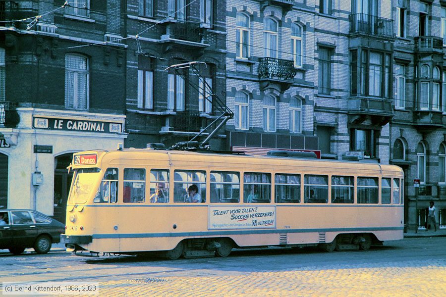 Straßenbahn Brüssel - 7016
/ Bild: bruxelles7016_bd107608.jpg Straßenbahn Brüssel - 7016
/ Bild: bruxelles7016_bd107608.jpg