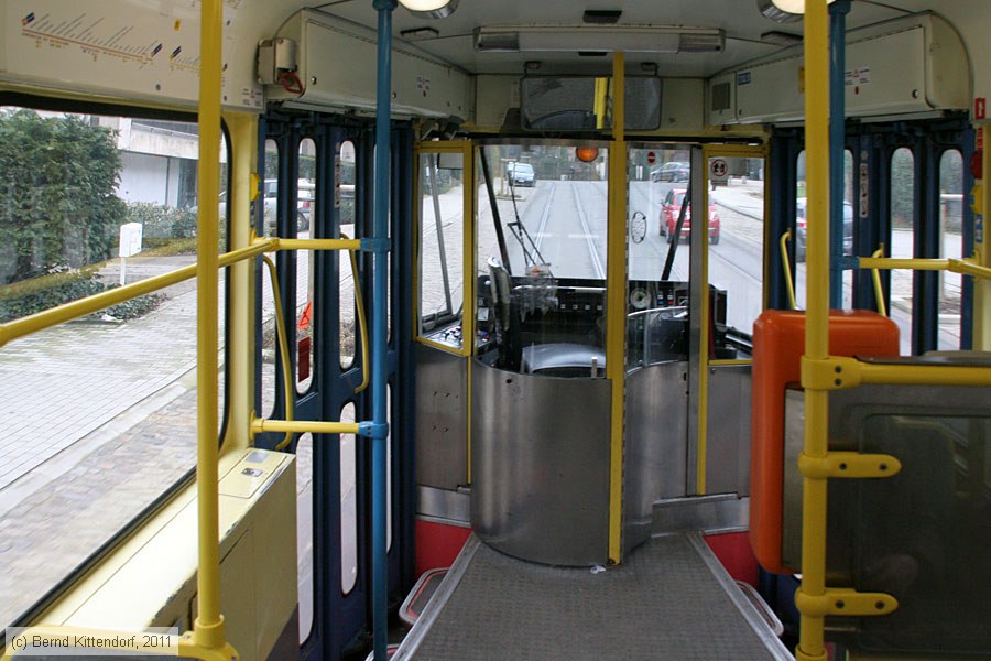 Stra&szlig;enbahn Br&uuml;ssel - 7702 - Innenansicht
/ Bild: bruxelles7702_bk1102250209.jpg