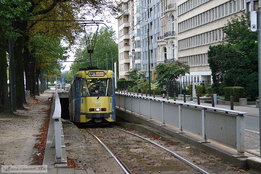 Straßenbahn Brüssel - 7811
/ Bild: bruxelles7811_e0008389.jpg Straßenbahn Brüssel - 7811
/ Bild: bruxelles7811_e0008389.jpg