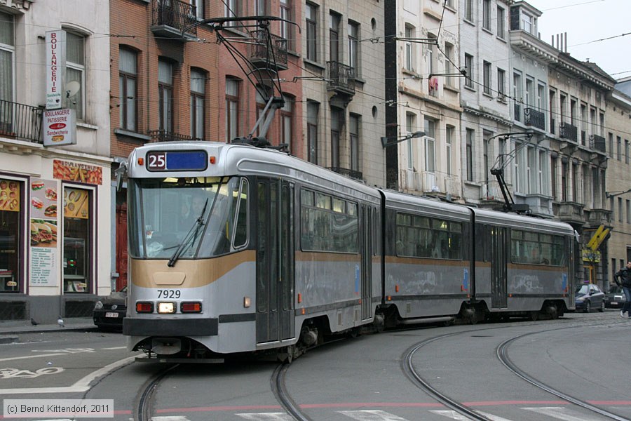 Straßenbahn Brüssel - 7929
/ Bild: bruxelles7929_bk1102210338.jpg