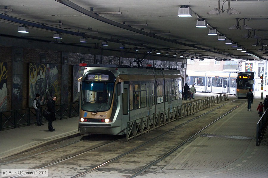 Straßenbahn Brüssel - 2008
/ Bild: bruxelles2008_bk1102210330.jpg Straßenbahn Brüssel - 2008
/ Bild: bruxelles2008_bk1102210330.jpg
