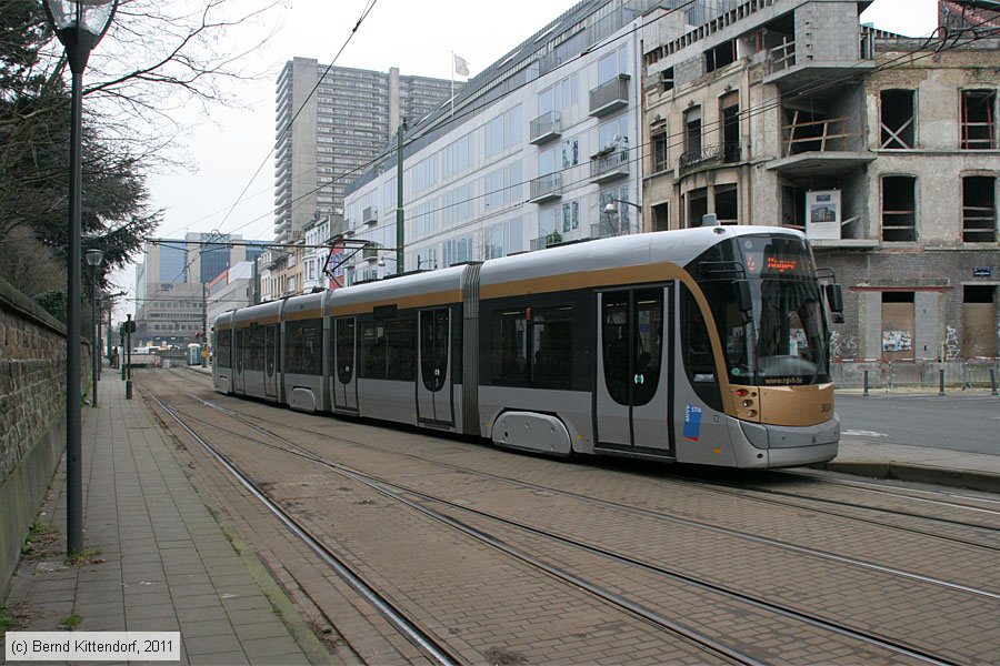 Straßenbahn Brüssel - 3024
/ Bild: bruxelles3024_bk1102210277.jpg