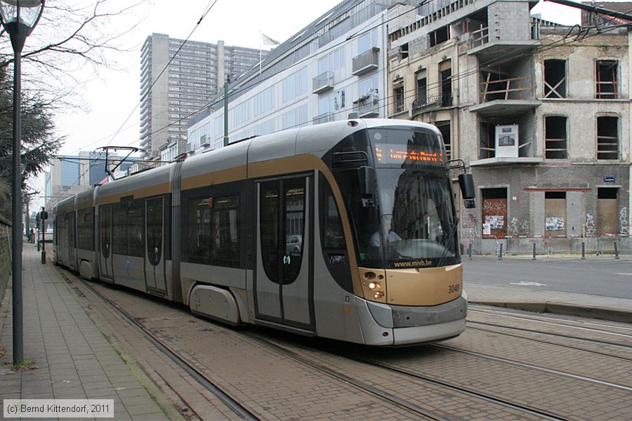 Straßenbahn Brüssel - 3048
/ Bild: bruxelles3048_bk1102210278.jpg Straßenbahn Brüssel - 3048
/ Bild: bruxelles3048_bk1102210278.jpg