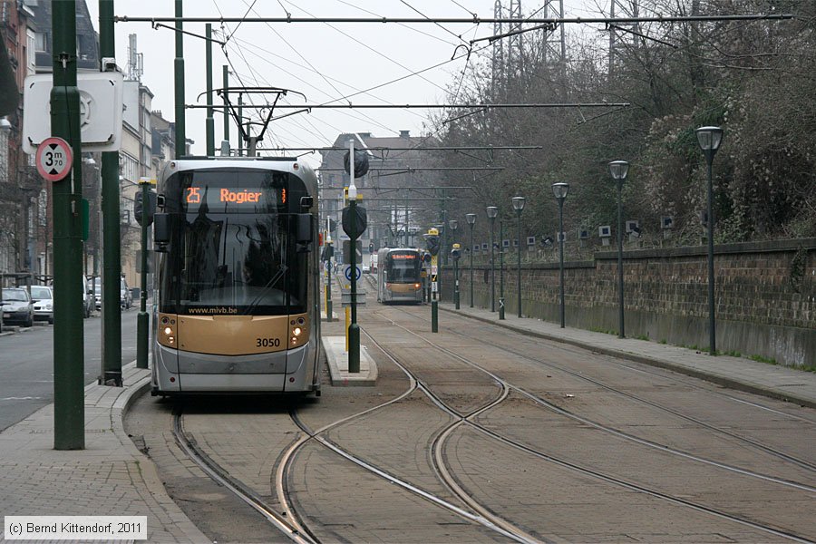 Straßenbahn Brüssel - 3050
/ Bild: bruxelles3050_bk1102210273.jpg Straßenbahn Brüssel - 3050
/ Bild: bruxelles3050_bk1102210273.jpg