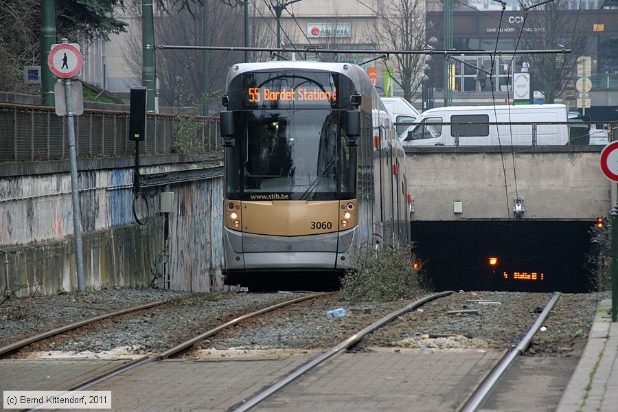 Straßenbahn Brüssel - 3060
/ Bild: bruxelles3060_bk1102210270.jpg Straßenbahn Brüssel - 3060
/ Bild: bruxelles3060_bk1102210270.jpg