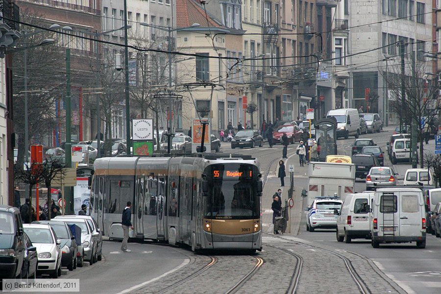 Straßenbahn Brüssel - 3061
/ Bild: bruxelles3061_bk1102210307.jpg Straßenbahn Brüssel - 3061
/ Bild: bruxelles3061_bk1102210307.jpg