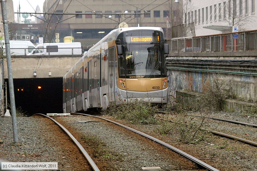 Straßenbahn Brüssel - 4030
/ Bild: bruxelles4030_cw1102210245.jpg Straßenbahn Brüssel - 4030
/ Bild: bruxelles4030_cw1102210245.jpg