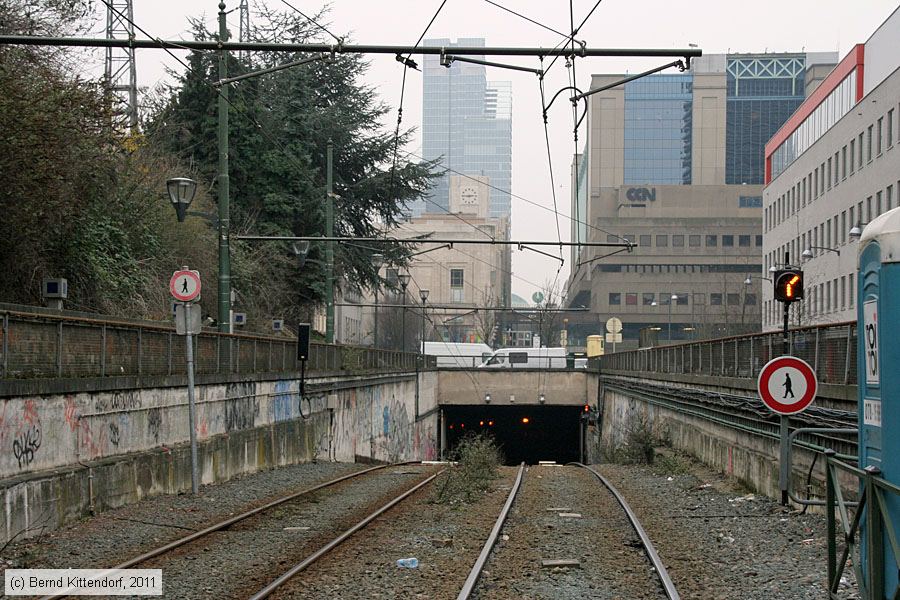 Straßenbahn Brüssel - Anlagen
/ Bild: bruxellesanlagen_bk1102210252.jpg