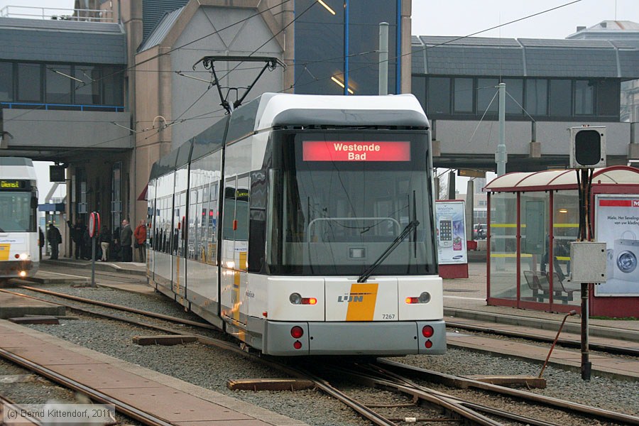 De Kusttram - 7267
/ Bild: oostende7267_bk1102200309.jpg De Kusttram - 7267
/ Bild: oostende7267_bk1102200309.jpg