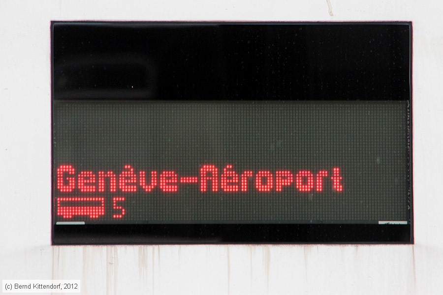 SBB - Zuglaufanzeige - LED-Display
/ Bild: zuglaufgenf_bk1208260397.jpg