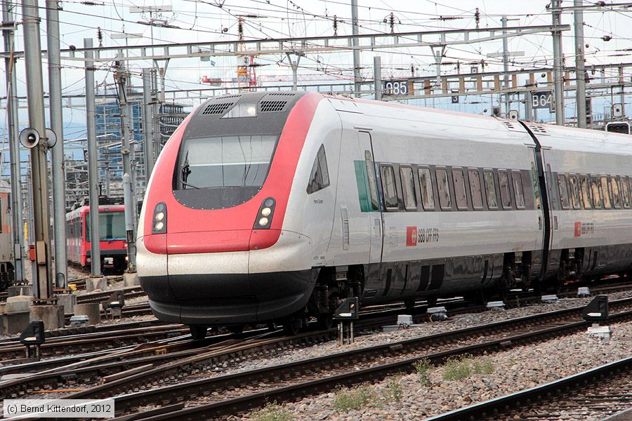 SBB - 500027-8
/ Bild: sbb5000278_bk1208250391.jpg SBB - 500027-8
/ Bild: sbb5000278_bk1208250391.jpg