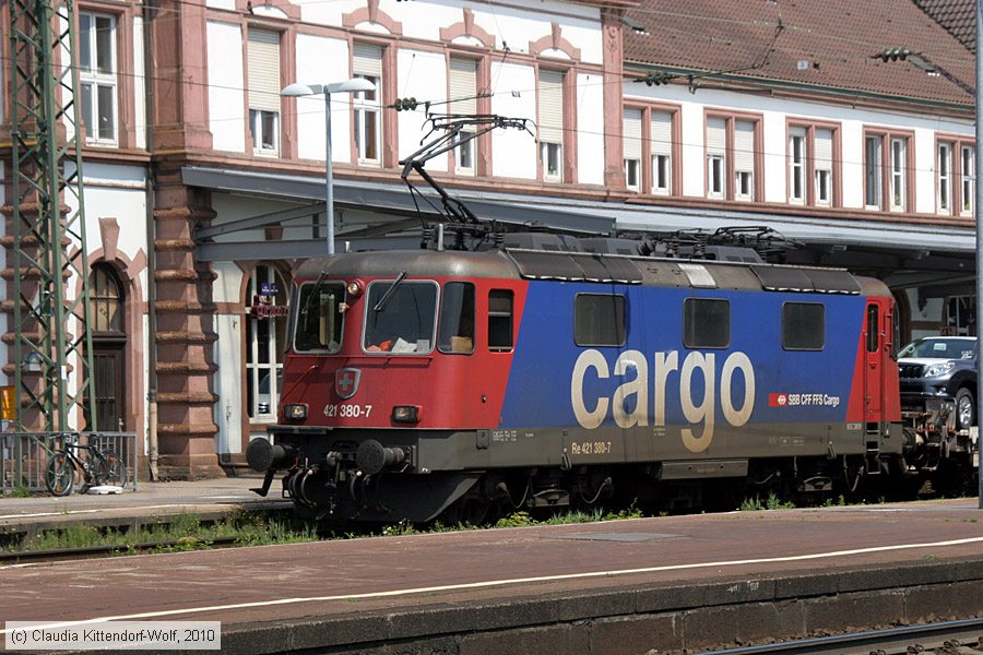 SBB Cargo - 421380-7
/ Bild: sbb4213807_cw1006290140.jpg