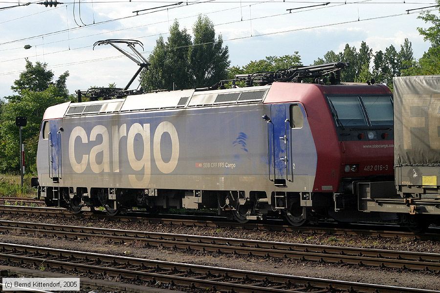 SBB Cargo - 482016-3
/ Bild: sbb4820163_e0021407.jpg