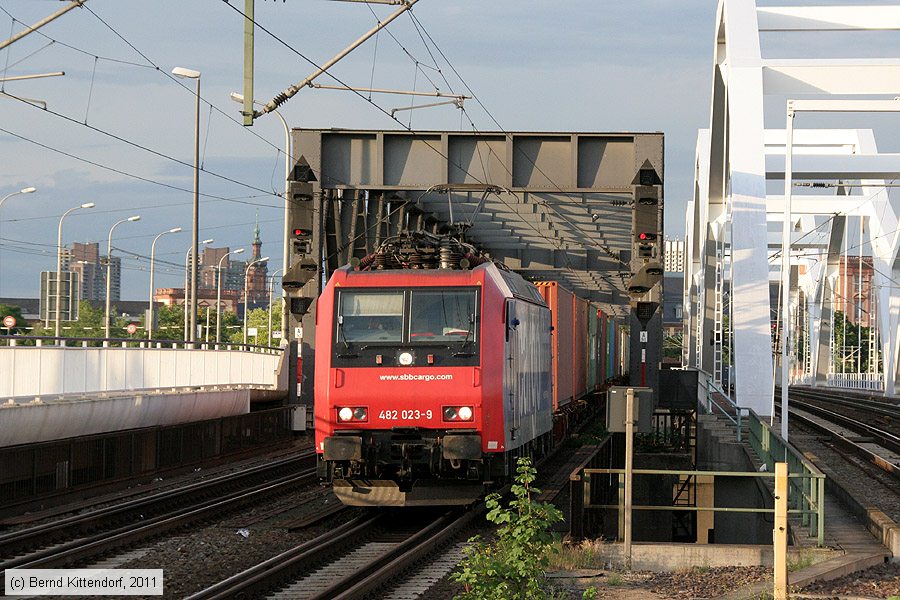SBB Cargo - 482023-9
/ Bild: sbb4820239_bk1106210111.jpg