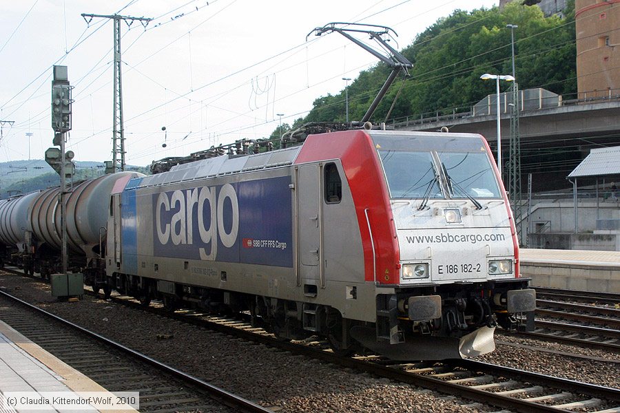 SBB Cargo - E 186182-2
/ Bild: sbbe1861822_cw1006220276.jpg