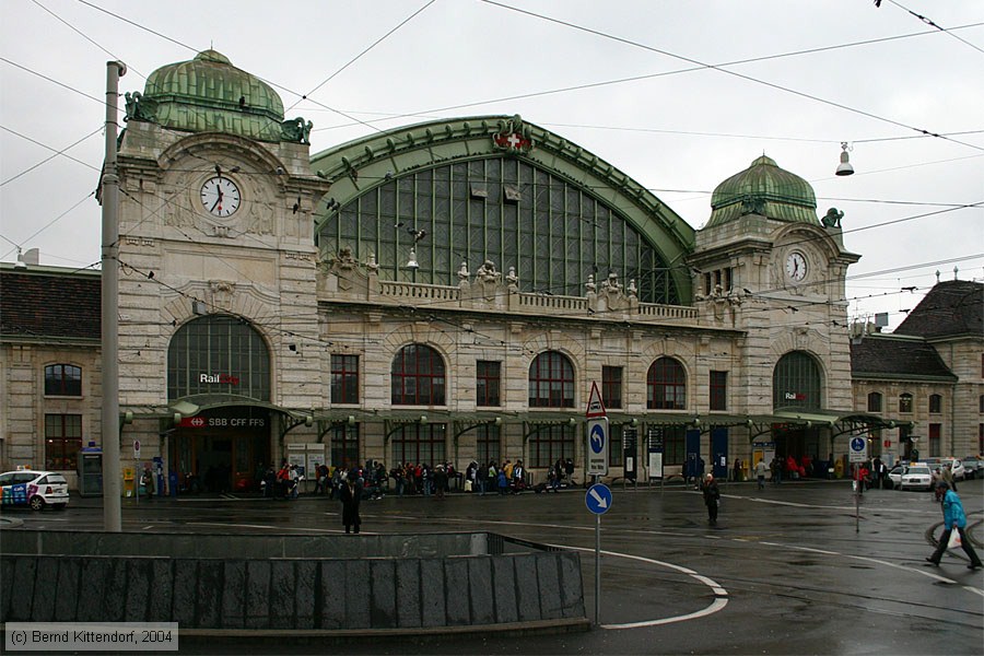 Bahnhof Basel SBB
/ Bild: bfbasel_e0001617.jpg Bahnhof Basel SBB
/ Bild: bfbasel_e0001617.jpg