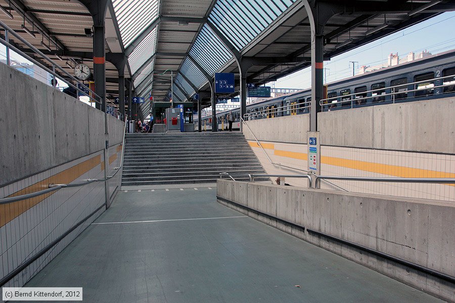 Bahnhof Genève Cornavin
/ Bild: bfgenevecornavin_bk1208270103.jpg