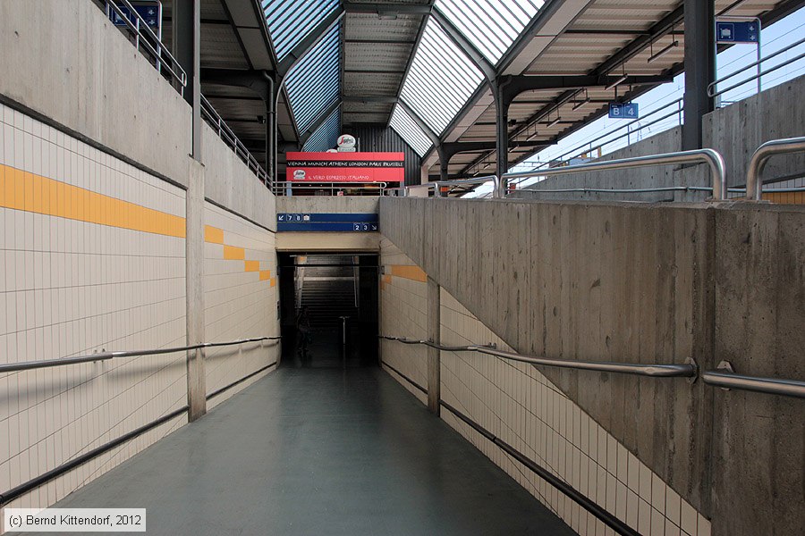 Bahnhof Genève Cornavin
/ Bild: bfgenevecornavin_bk1208270104.jpg