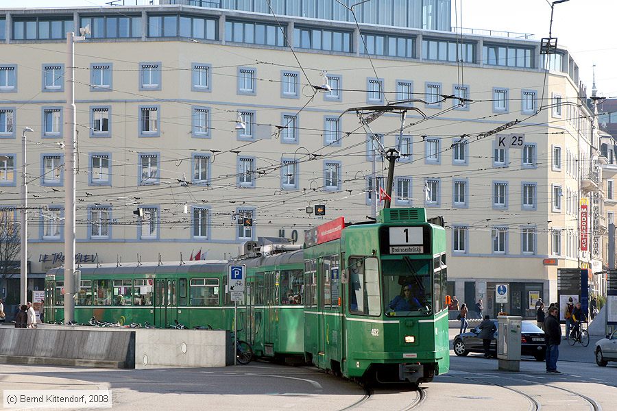 Basel - Straßenbahn - 492
/ Bild: basel492_bk0802240081.jpg