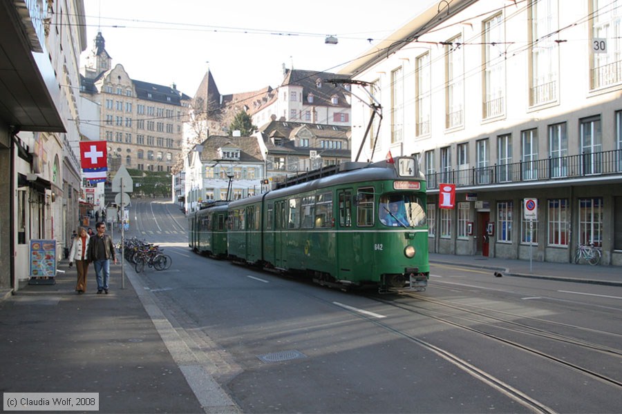 Basel - Straßenbahn - 642
/ Bild: basel642_cw0802240286.jpg