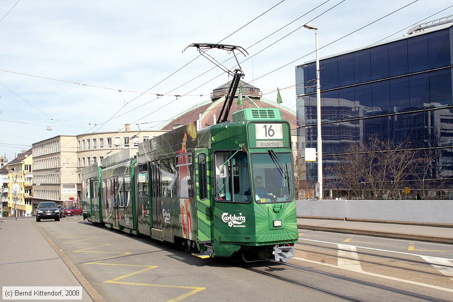 Basel - Straßenbahn - 666
/ Bild: basel666_bk0803300228.jpg