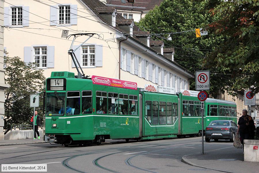 Basel - Straßenbahn - 668
/ Bild: basel668_bk1408110499.jpg
