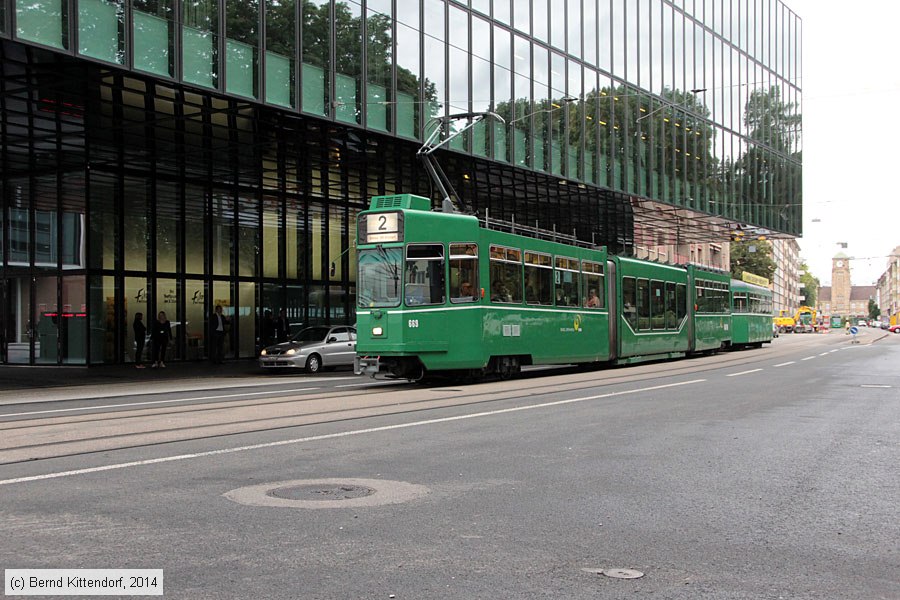 Basel - Straßenbahn - 669
/ Bild: basel669_bk1408110137.jpg
