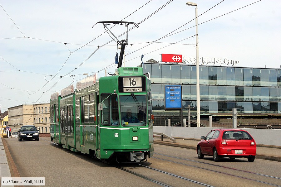 Basel - Straßenbahn - 672
/ Bild: basel672_cw0803300223.jpg