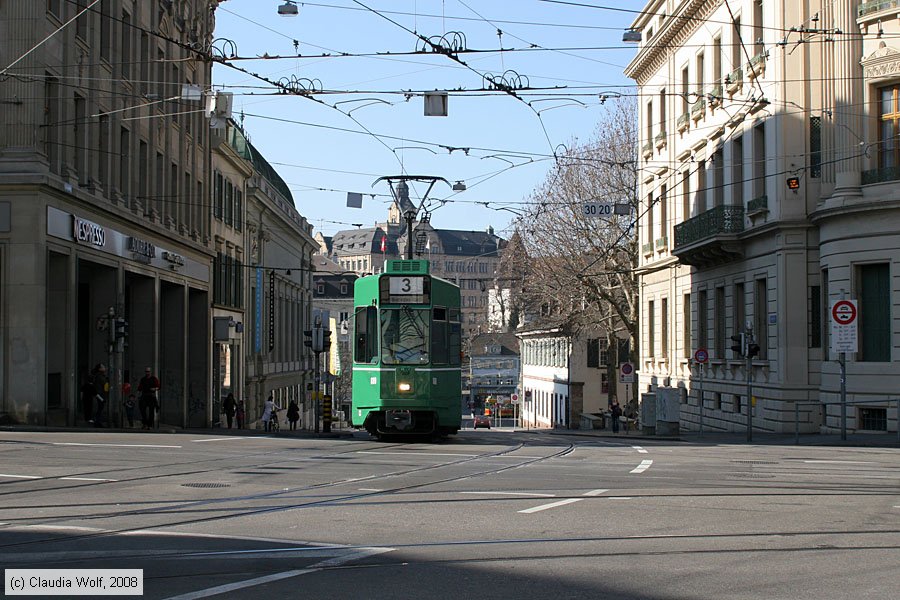 Basel - Straßenbahn - 680
/ Bild: basel680_cw0802240192.jpg