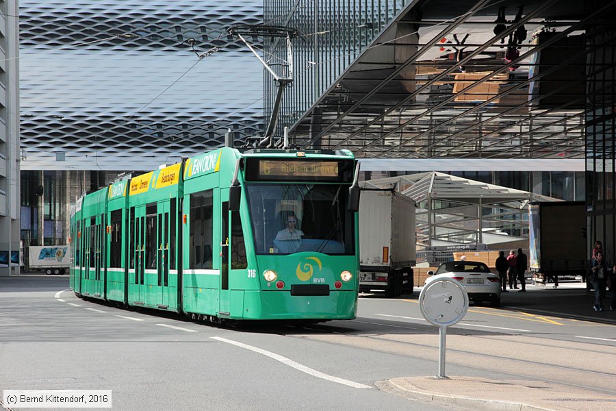 Basel - Straßenbahn - 316
/ Bild: basel316_bk1603310305.jpg