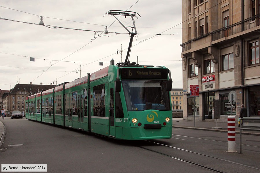 Basel - Straßenbahn - 317
/ Bild: basel317_bk1408110317.jpg