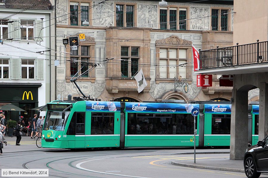 Basel - Straßenbahn - 319
/ Bild: basel319_bk1408110584.jpg