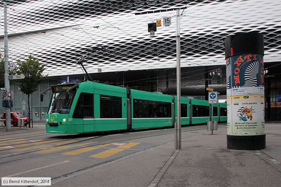 Basel - Straßenbahn - 321
/ Bild: basel321_bk1408110172.jpg