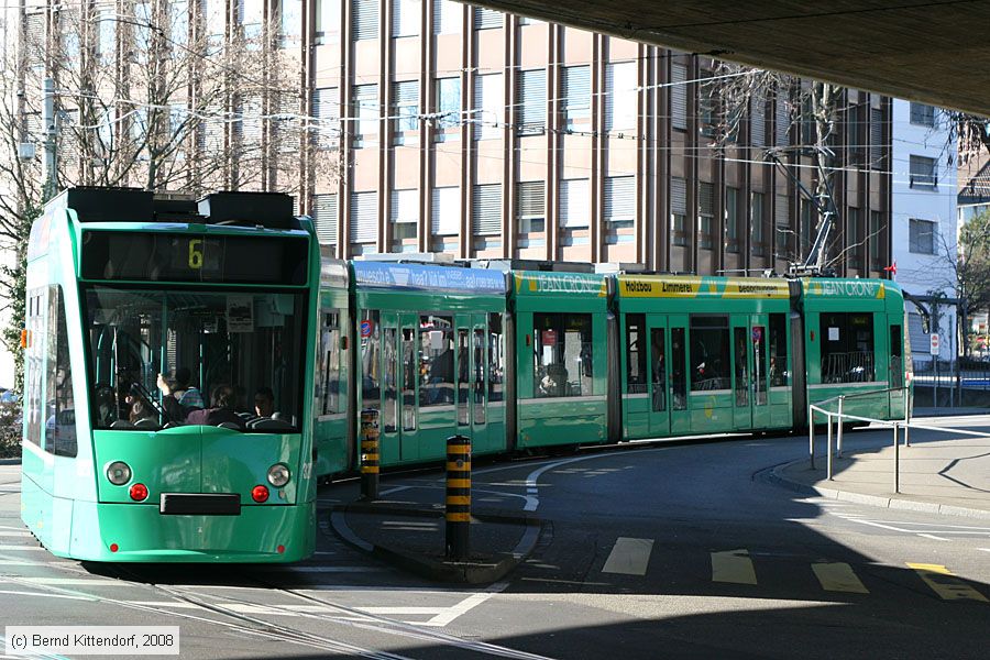Basel - Straßenbahn - 327
/ Bild: basel327_bk0802240411.jpg